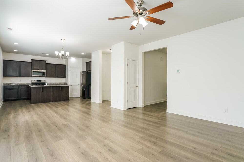 229 Pamlico Dr - Photo 5 of 18