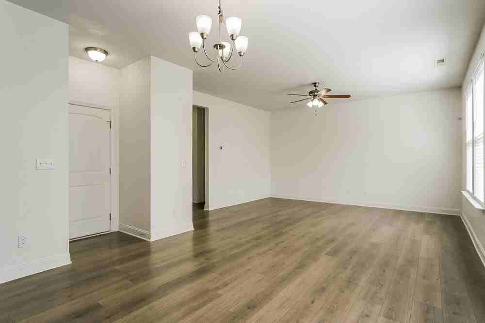 229 Pamlico Dr - Photo 7 of 18