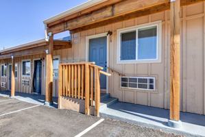 featured image of 1141 E Gurley St