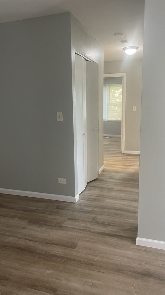 1788 Jamestown Circle - Photo 4 of 6