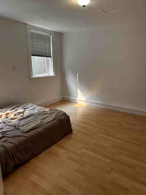 1385 West 11th Avenue - Photo 3 of 8