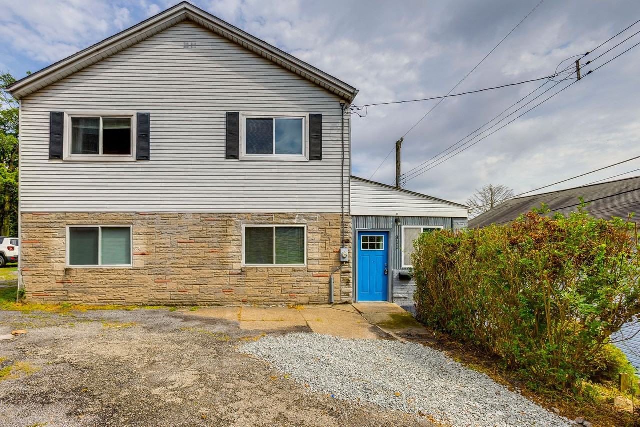 311 Boggs Ave - Photo 3 of 39