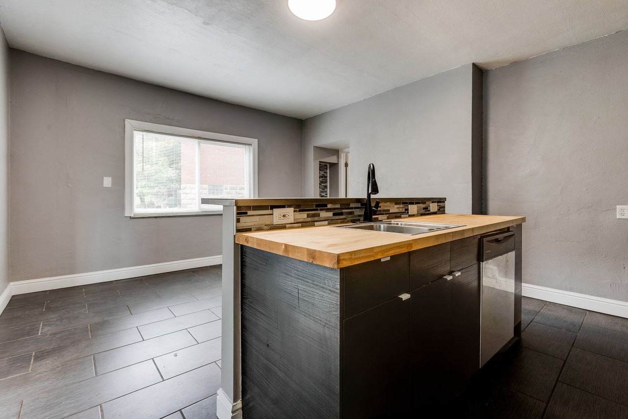 311 Boggs Ave - Photo 7 of 39