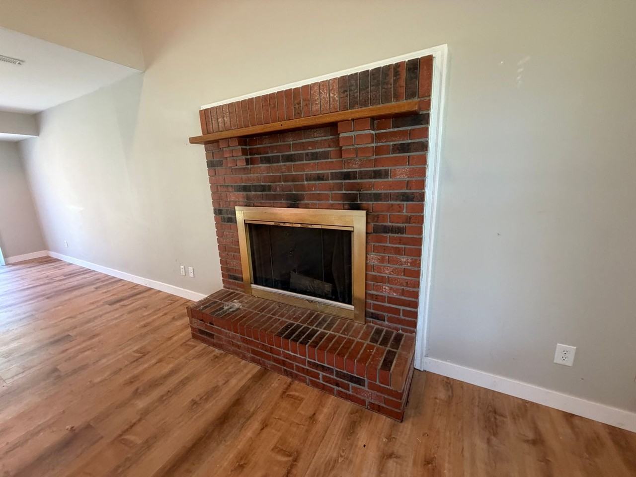 3602 Hermitage Rd - Photo 6 of 36