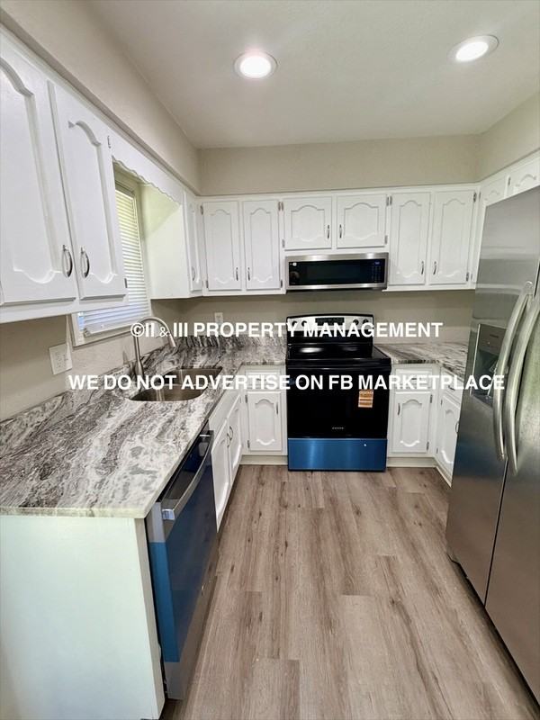6125 Newton St - Photo 7 of 29