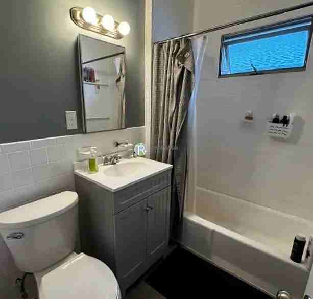 74 Frederick Ave - Photo 5 of 9