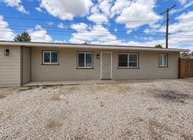 featured image of 40360 Mayberry Ave