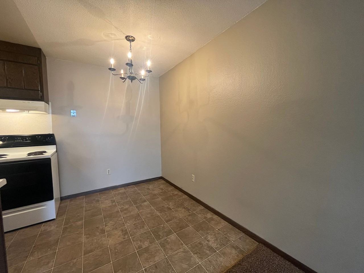 41 Arlington Ave West - Photo 2 of 35
