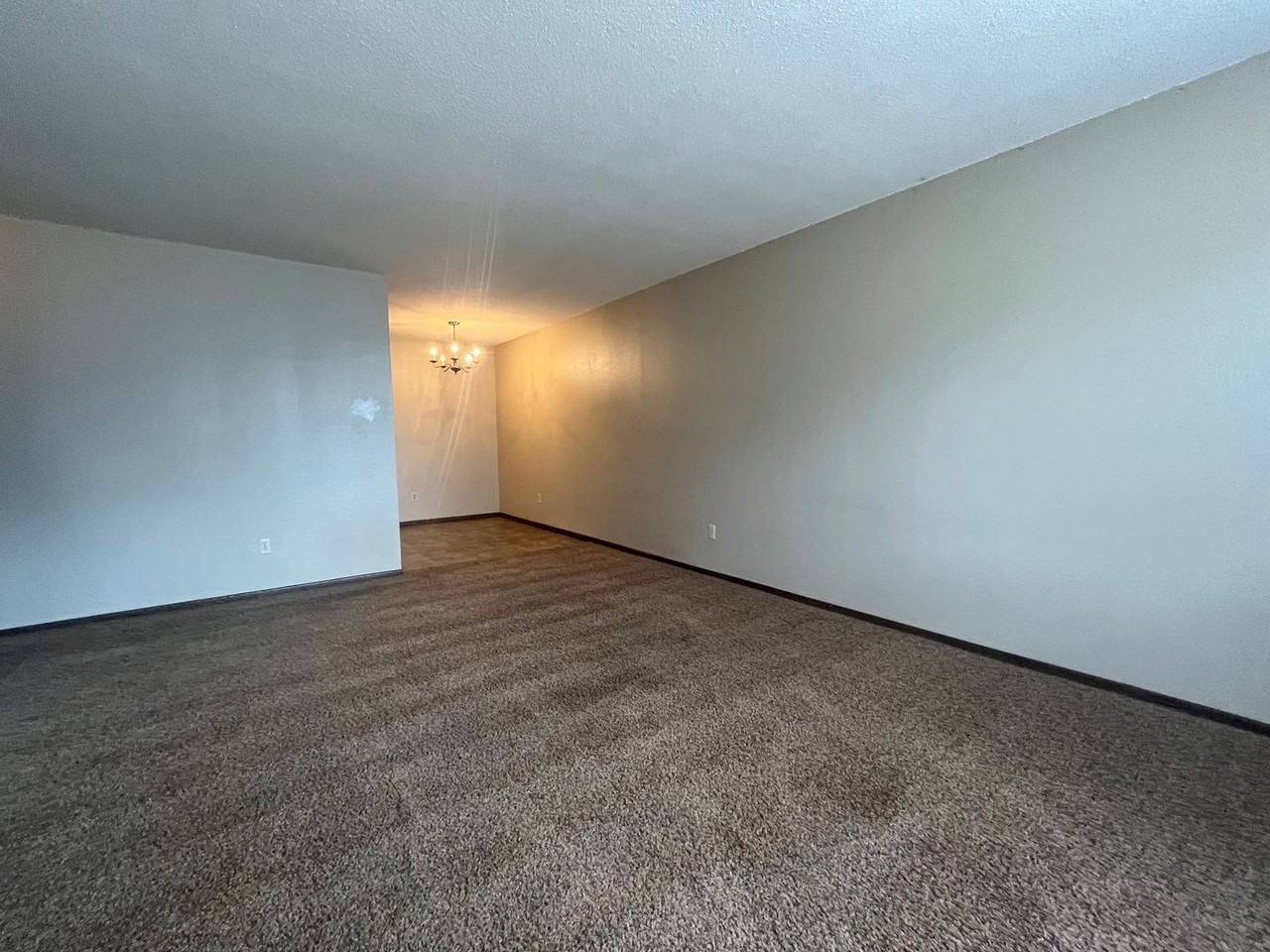 41 Arlington Ave West - Photo 6 of 35