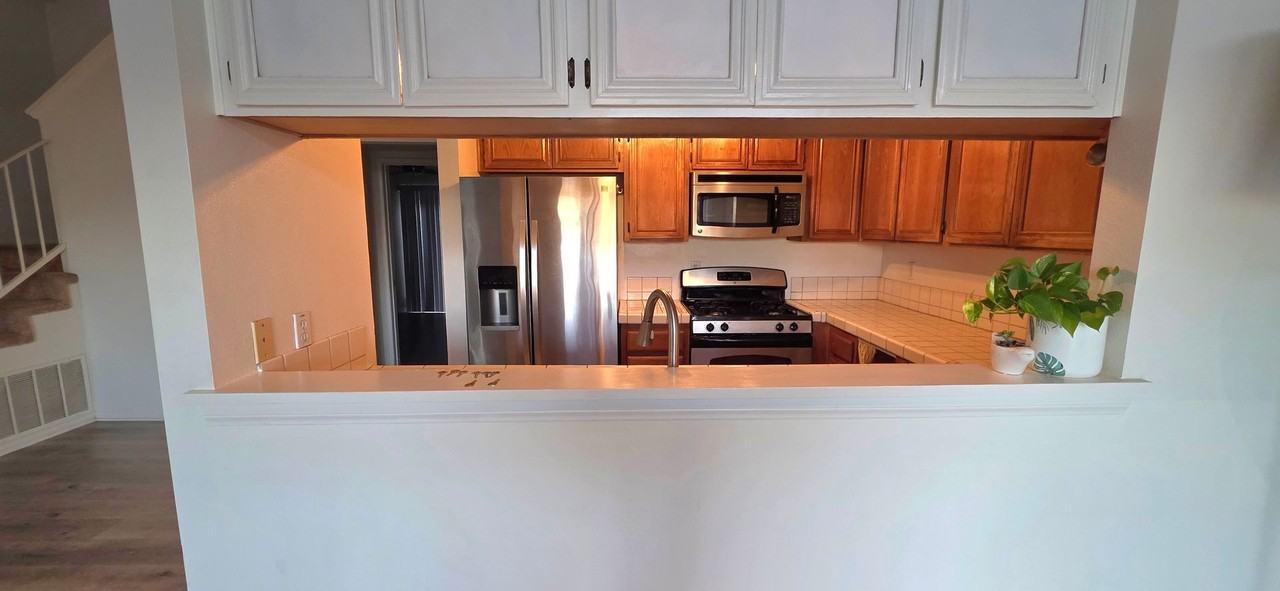 825 Warwick Ave - Photo 7 of 13