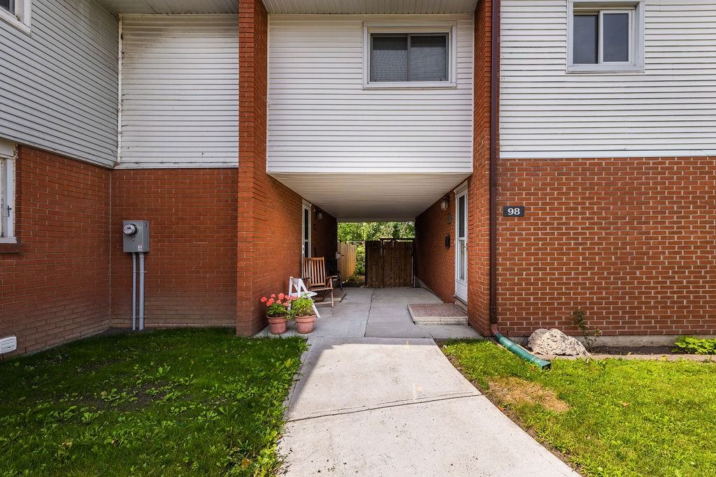 1045 Morrison Drive #98 - Photo 3 of 36