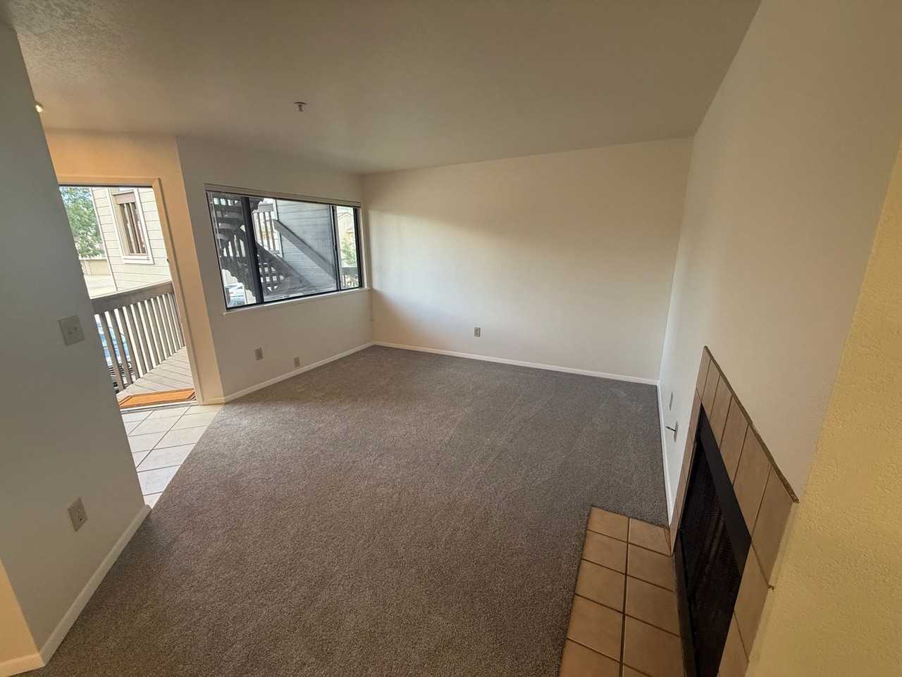 5520 Stonewall Pl - Photo 2 of 10