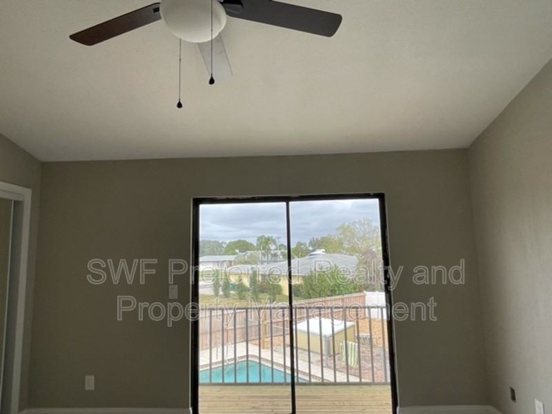 512 Se 43rd St #1 - Photo 5 of 23
