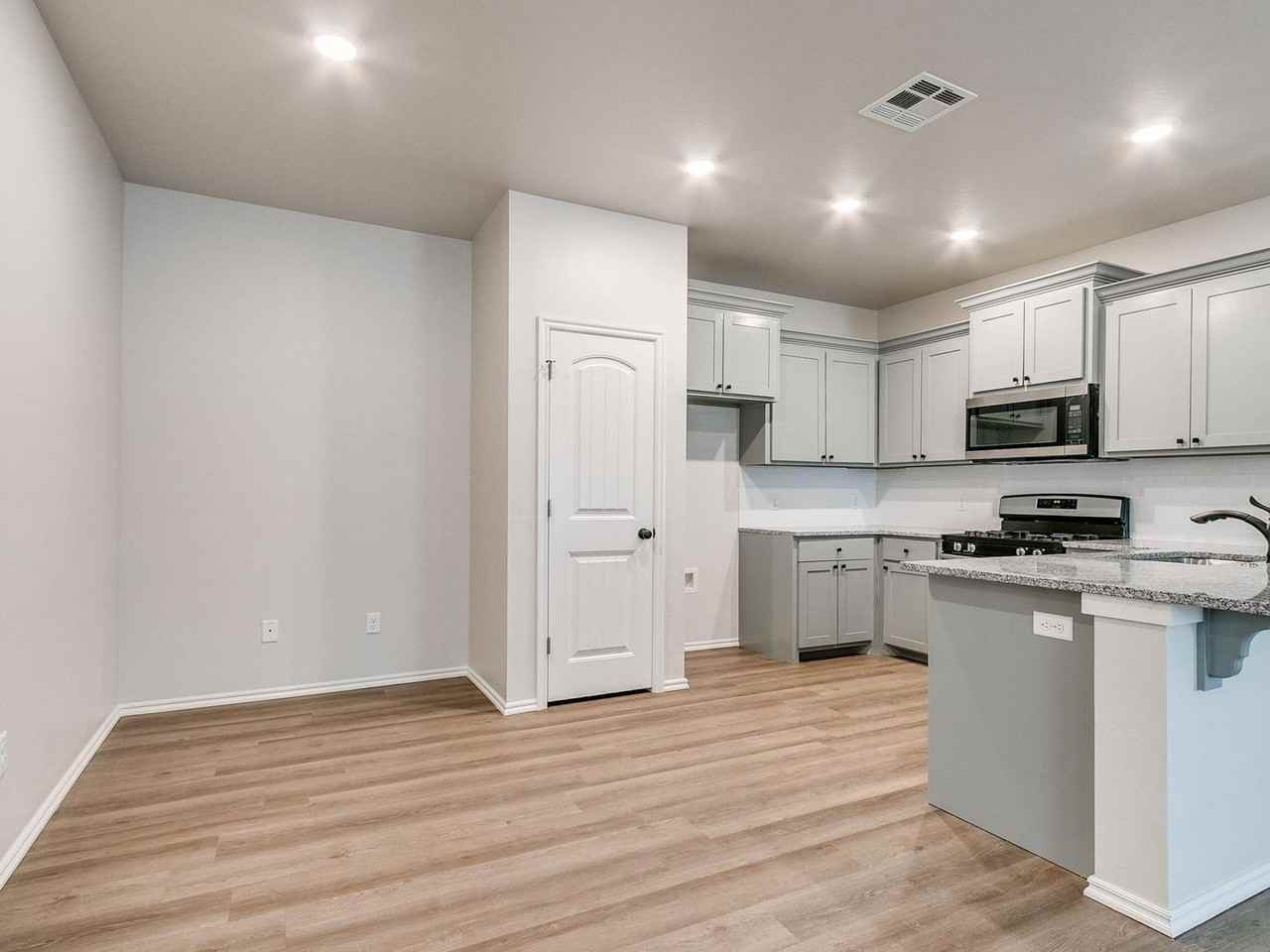 A - Lawson Place Duplexes - Photo 5 of 33