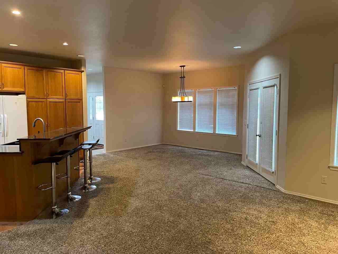 6367 Murray Way Ne #A - Photo 5 of 29