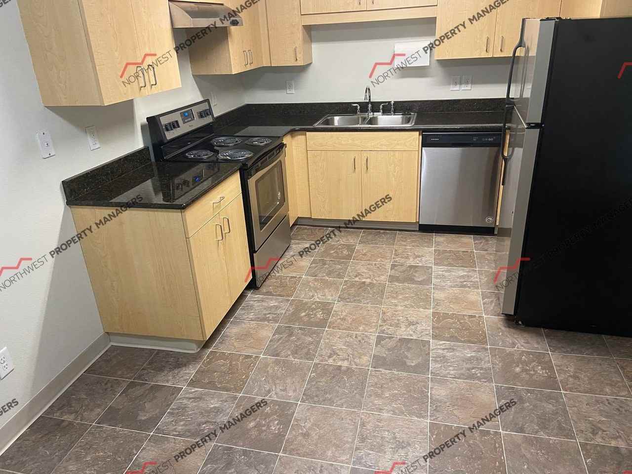 218 SW 15th Ave - Photo 3 of 10