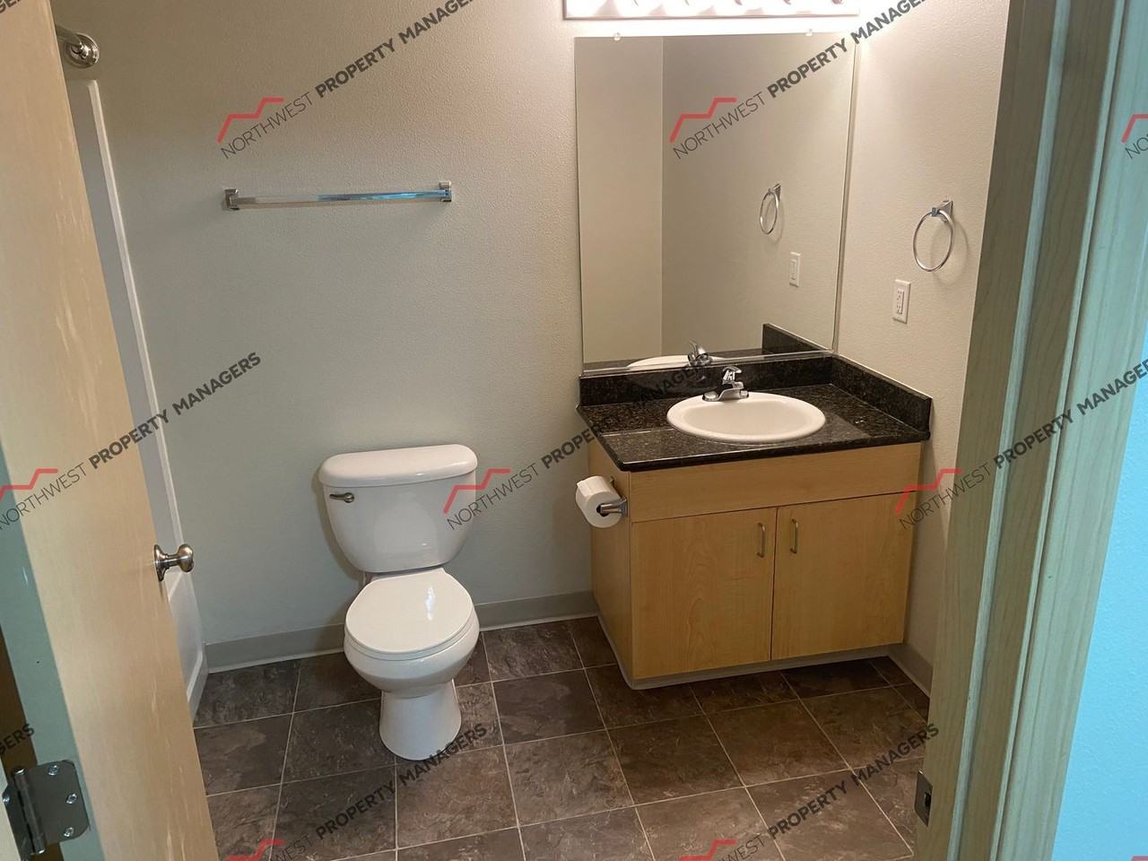 218 SW 15th Ave - Photo 7 of 10