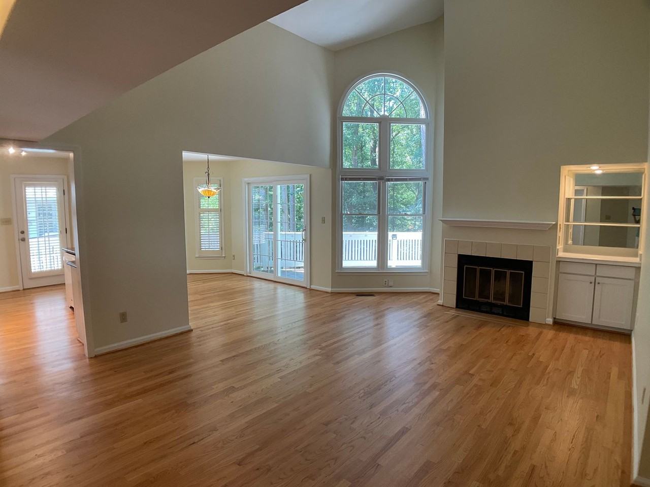 309 Kirkwood Dr - Photo 2 of 26
