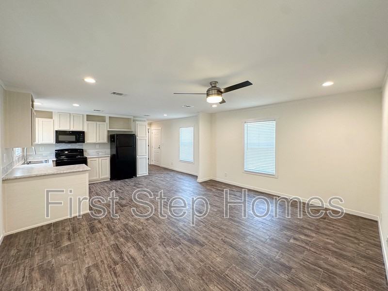 237 Noriker Dr - Photo 5 of 23