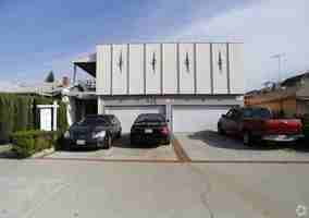 featured image of 322 N Isabel St