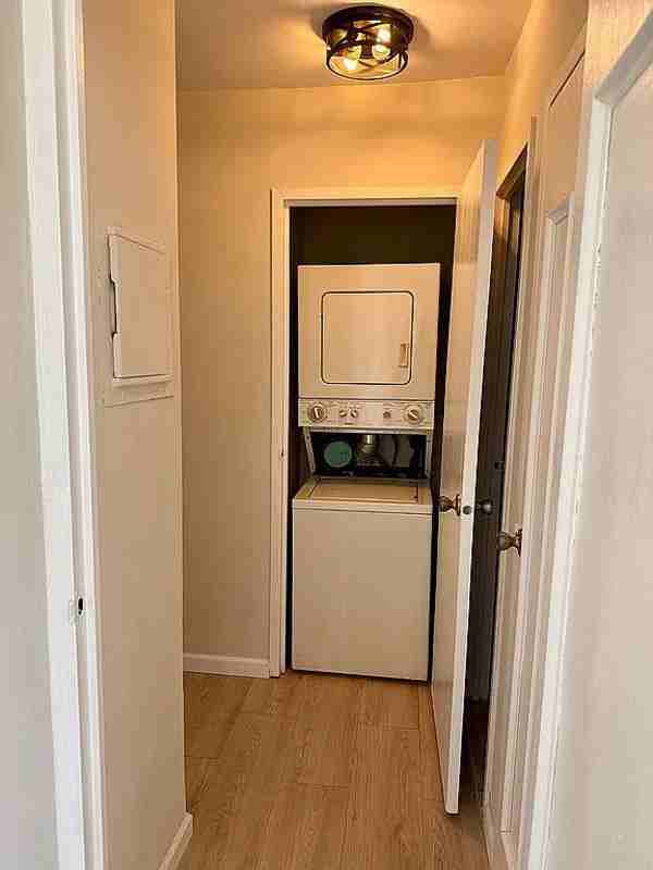 2 Elmwood Park Dr #224 - Photo 4 of 12