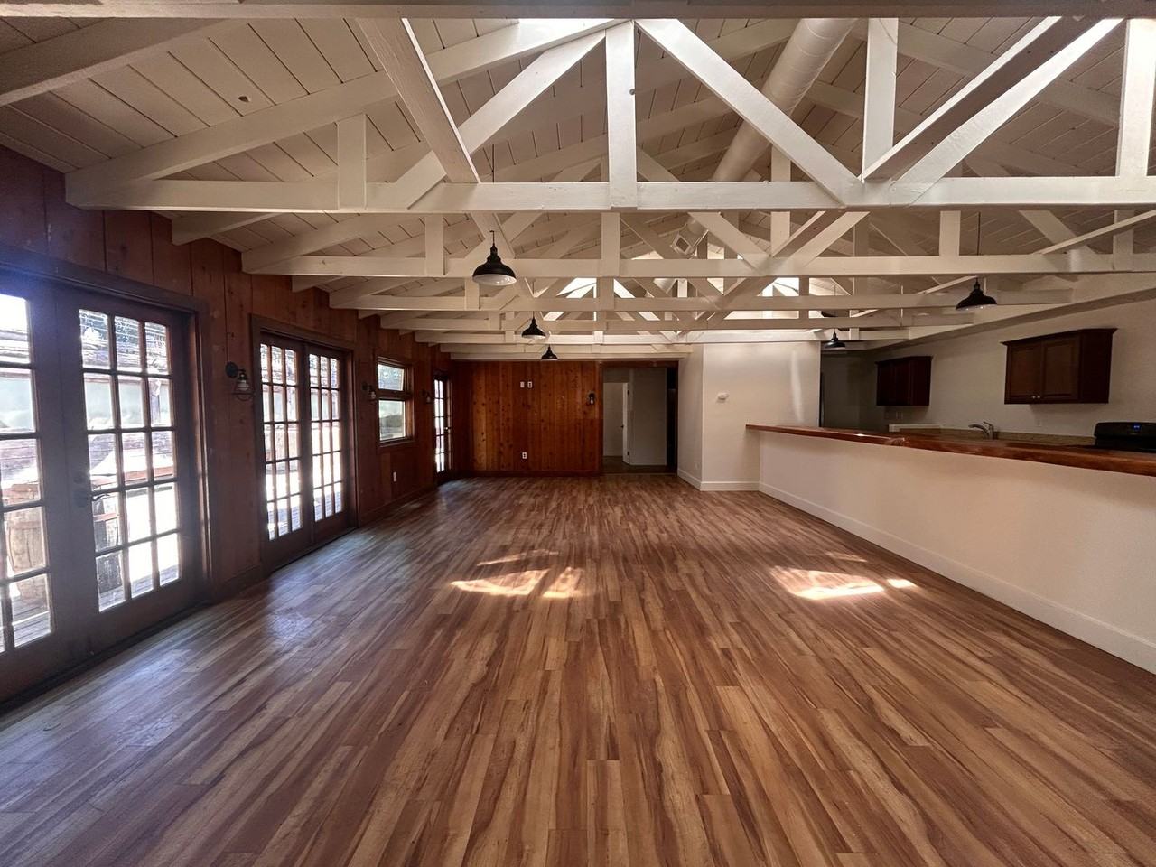 0312 740 W. Foothill - Photo 3 of 18