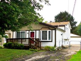 featured image of 1040 Lalond Ave