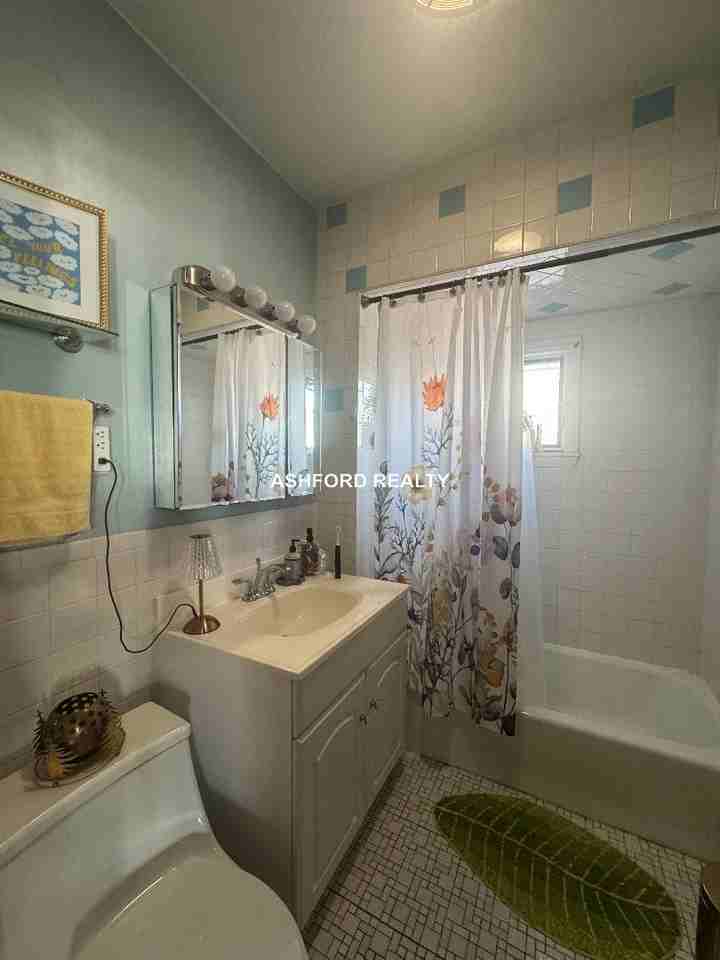 Hall Ave #2 - Photo 6 of 16