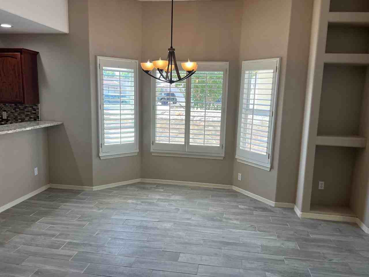 806 Elsa Ct - Photo 5 of 11