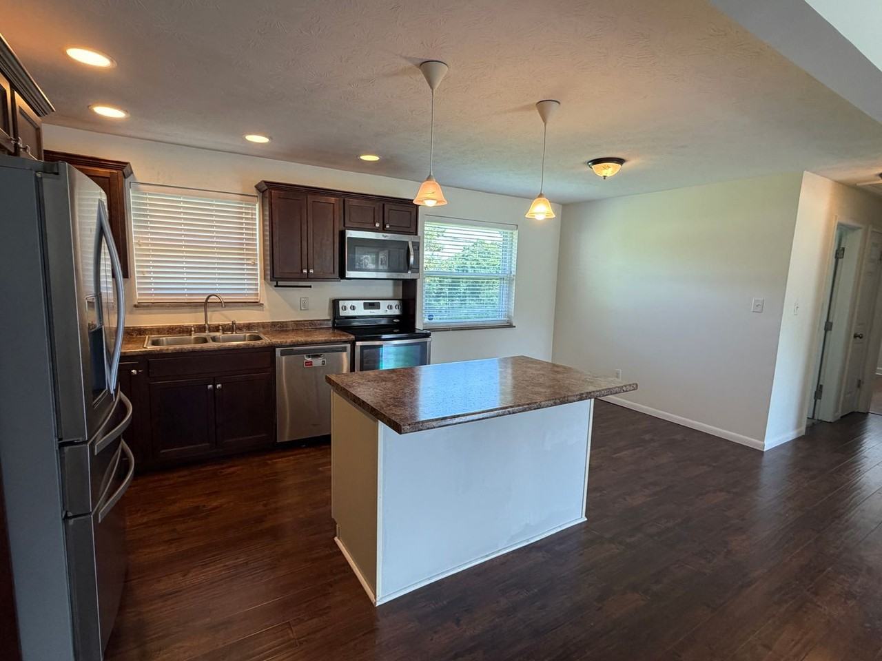 959 Gardner Rd - Photo 3 of 14