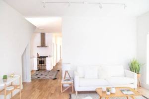 featured image of 967 N Madison Ave