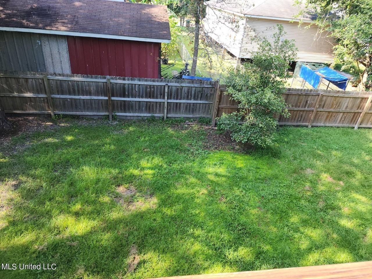 6086 E Benton St - Photo 2 of 2