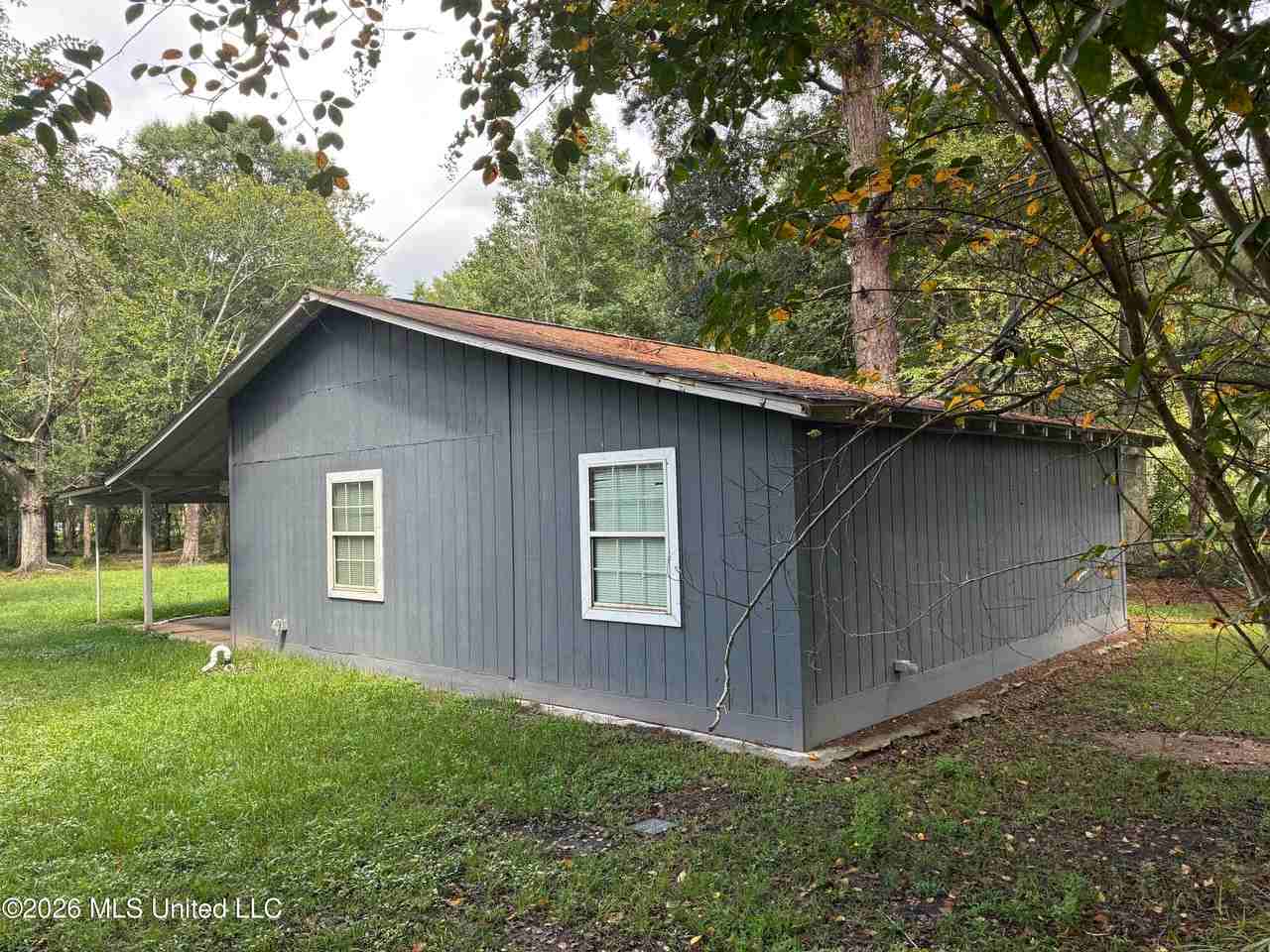 8629 Highway 613 - Photo 2 of 8