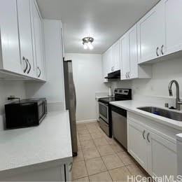 2465 Ala Wai Blvd #1103 - Photo 4 of 12
