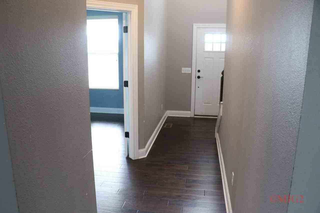 25182 Saddle Horn Dr - Photo 3 of 27