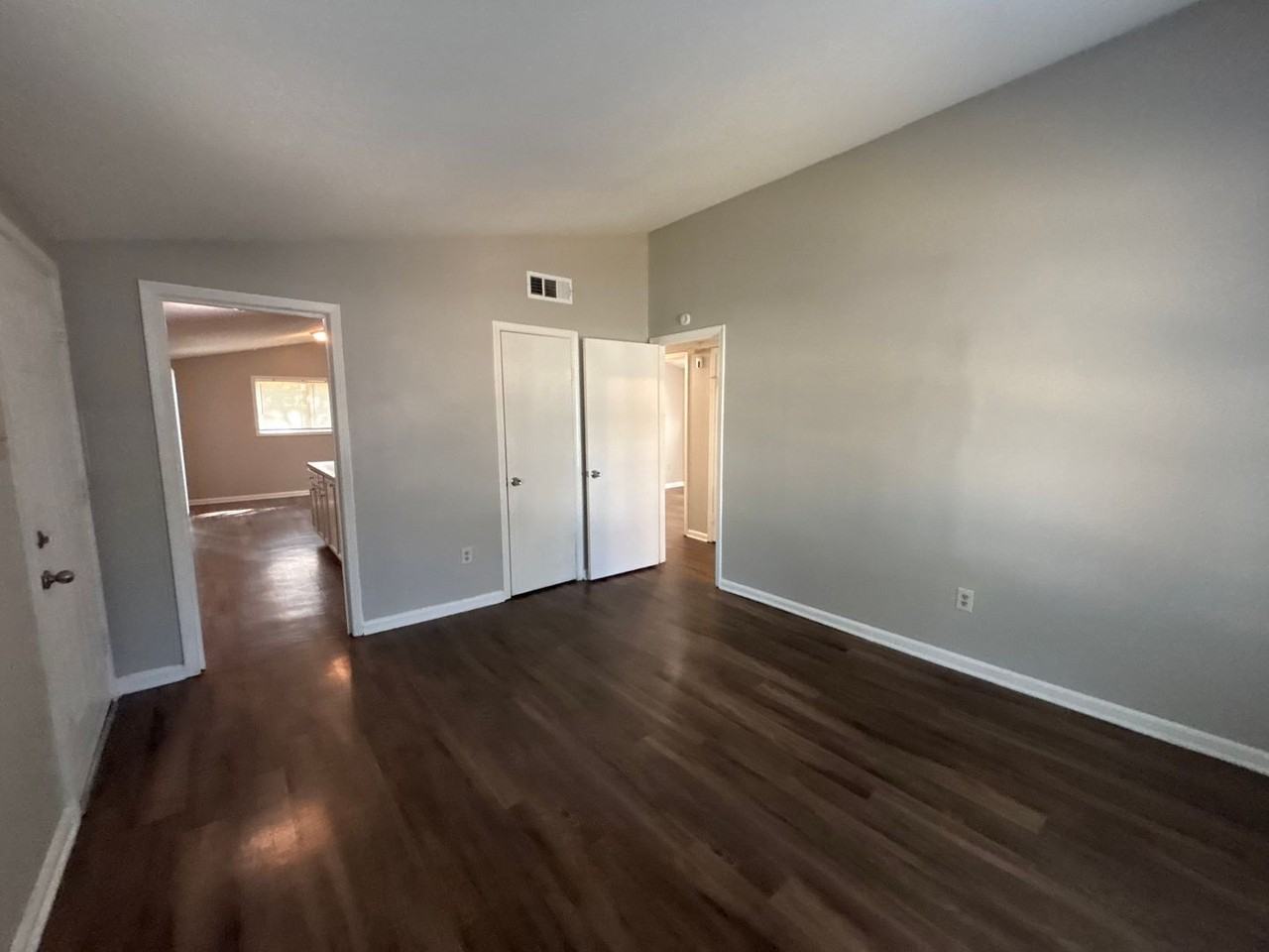 3911 Ajanders Dr - Photo 6 of 19
