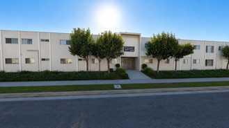 950 Blackhawk Partners - Photo 1 of 1