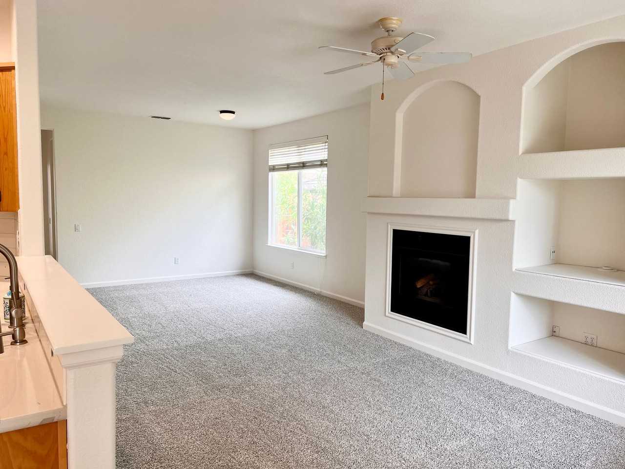 3014 Crestwood Way - Photo 5 of 22