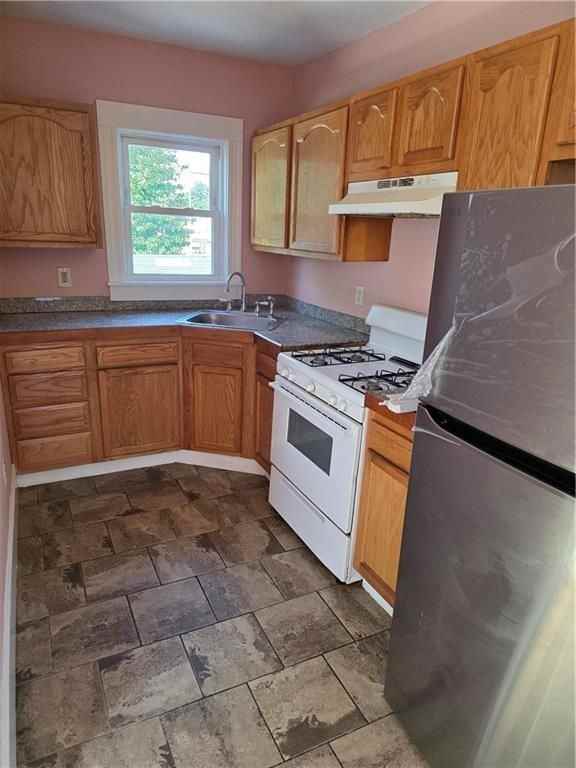 27 Longfellow Ter - Photo 4 of 12