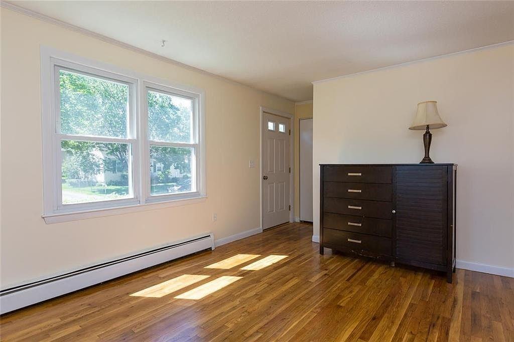 34 Jersey Ave - Photo 2 of 18