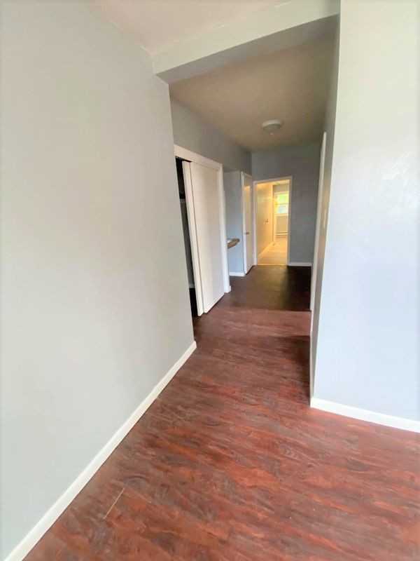 145 Sharpe St - Photo 5 of 8