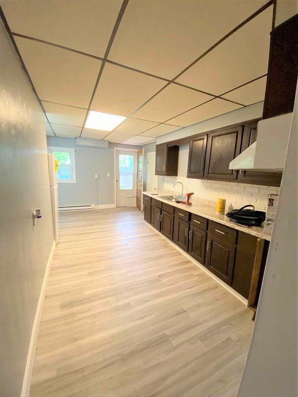 145 Sharpe St - Photo 6 of 8