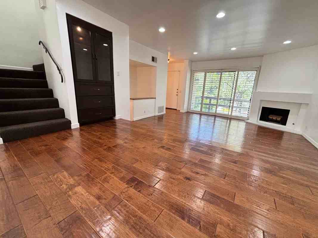 21730 Marylee St  Ca 1302, 35 ##35 - Photo 3 of 6