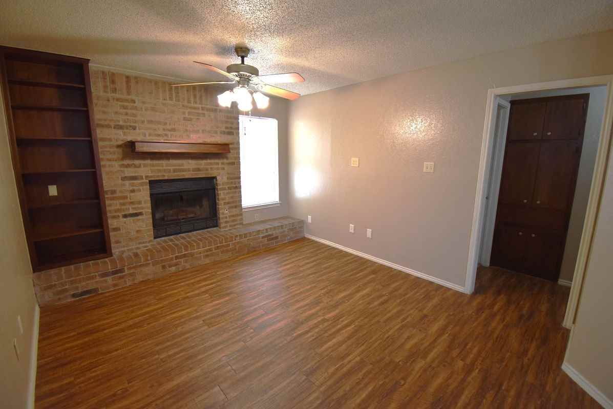 1802 Rawhide Loop - Photo 3 of 20