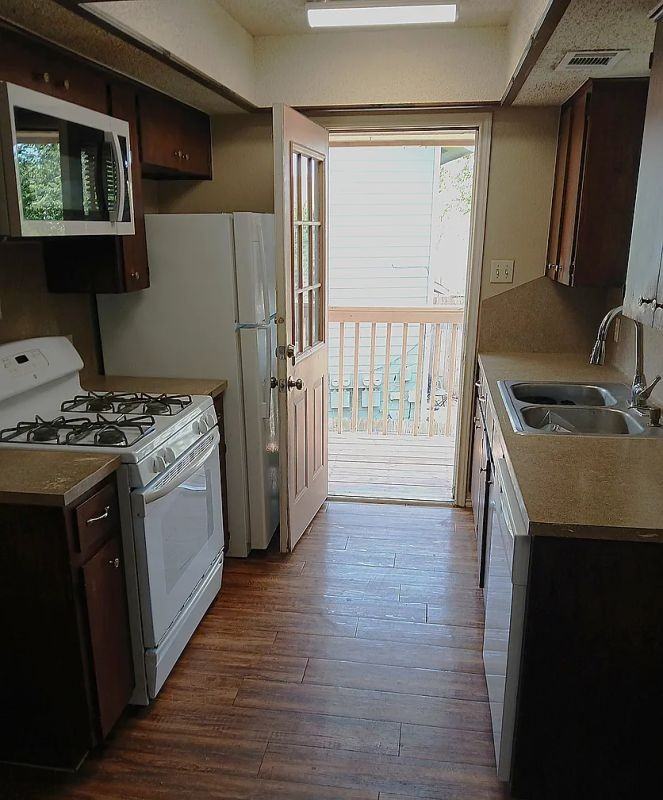 1802 Rawhide Loop - Photo 6 of 20
