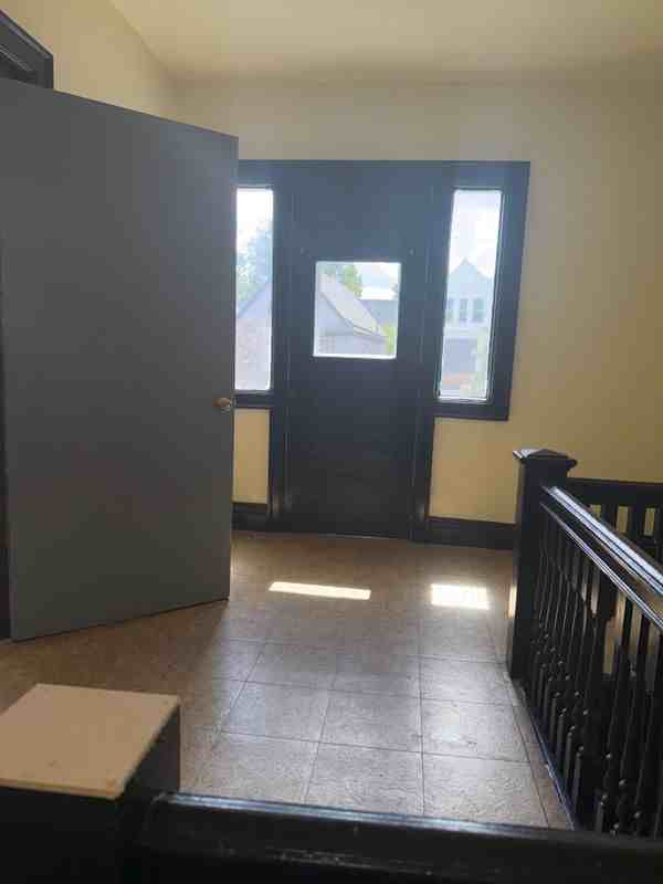 348 Auburn Ave - Photo 5 of 21