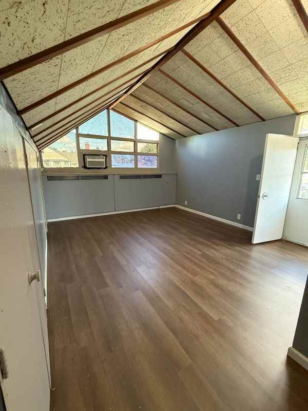 618 Willard Ave - Photo 3 of 14