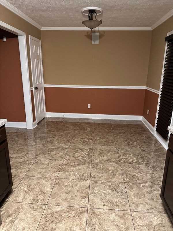 5090 Limerick Ln - Photo 4 of 11