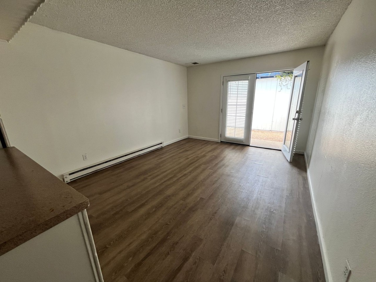 Campbell Plaza Garden Apartments - Photo 6 of 28