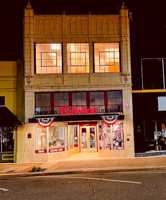 featured image of 204 E Broad St